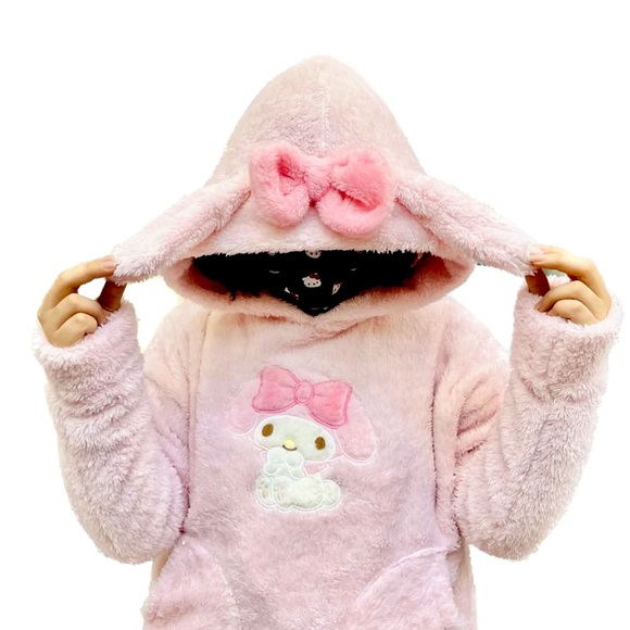 **SOLD** My Melody Sanrio Bow Sweater - Picture 2 of 9